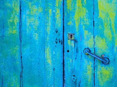 La puerta azul