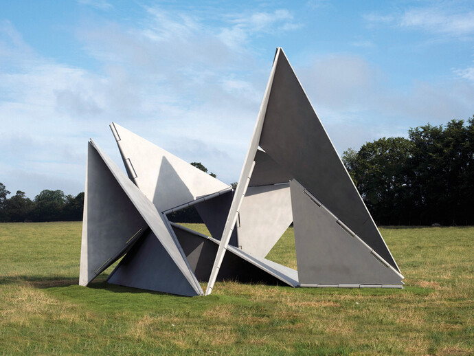 Fantastic Architecture I, 1963/2013, Stainless Steel, 520 x 780 x 710 cm, Artwork courtesy The Estate of Lygia Clark and Alison Jacques Gallery, London. Image copyright O Mundo de Lygia Clark-Associação Cultural, Rio de Janeiro, Courtesy Alison Jacques Gallery, London. Photography: Michael Brzezinski