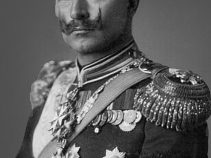 Kaiser Wilhelm II wearing the uniform of the Russian 39th Narva Dragoon Regiment, later redesignated the 13th Hussars. As a symbol of the close dynastic ties between European monarchies before World War I, Wilhelm II served as the regiment's honorary colonel-in-chief from 1901 until the outbreak of war in 1914