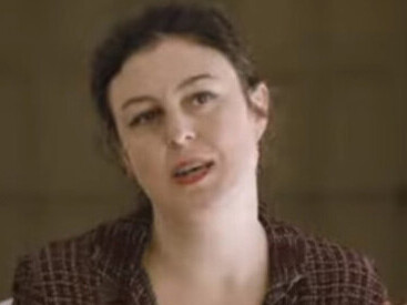 El Teatro Municipal de Almagro acogerá "La fortaleza" uno de los espectáculos más aplaudidos de las últimas temporadas. Un precioso texto de Lucía Carballal que surgió como un diálogo contemporáneo con El castillo de Lindabridis de Calderón de la Barca. Lucía Carballal, 2025