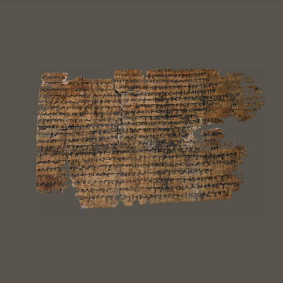 Papiro, frammento dell’Odissea (libri IX e X), rinvenuto a Medinet Ghoram (scavi di P. Jouguet), III secolo a.C. Il più antico manoscritto conservato dell’Odissea. Istituto di Papirologia della Sorbona, inv. Sorb. 2245. Francia