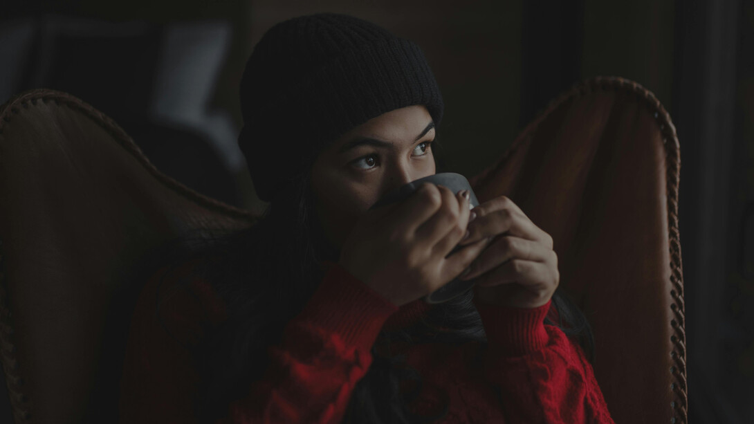 O amor é a base da humanidade, um sentimento poderoso que se manifesta em interações diárias e nos ajuda a enfrentar desafios a pandemia mostrou a importância de abraços, toques e conexões para nossa saúde emocional e física