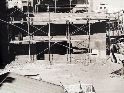 Thomas Barrow, f/t/s Cancellations - Art Site , 1977, Toned gelatin silver print, 47 x 62 cm, Courtesy Galerie Anne de Villepoix, Paris