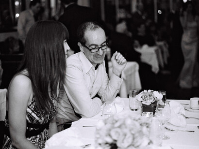 Alrededor de la mesa imperan las buenas vibras y suele aflorar la añoranza por seres queridos que ya no están  
