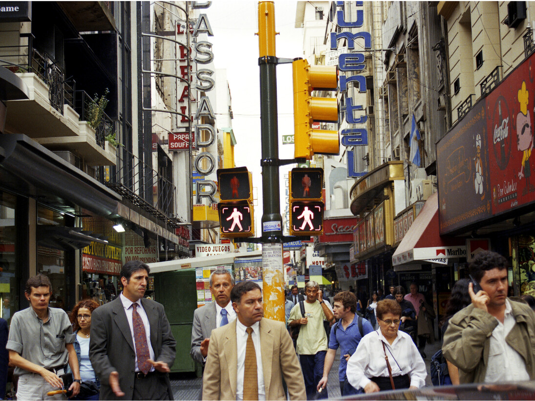 Alberto Goldenstein, Rue Lavalle (Calle Lavalle), série Flaneur, 2004, Photographie, Édition
de l’artiste