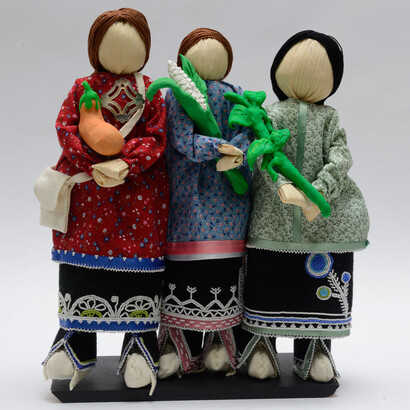 Antoinette Scott, Seneca, Three Sisters: Corn, Beans, and Squash, Cornhusk, glass beads, cotton fabric
