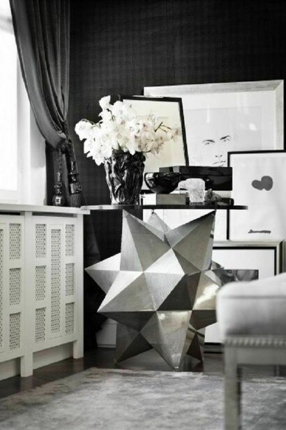 Patrick Hellmann interprets decoration this way