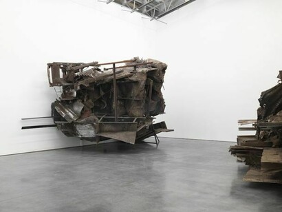 Peter Buggenhout, Caterpillar Logic II, February 28 – April 19, 2014. Installation: Gladstone Gallery, New York. Copyright Peter Buggenhout. Courtesy Gladstone Gallery, New York and Brussels