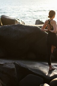 Sono innumerevoli gli aspetti che contraddistinguono lo yoga da qualunque altro tipo di sport