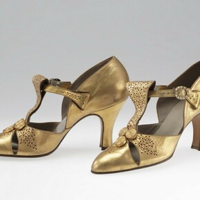 Shoes, La Gioconda, about 1930. Gift of Alan Grant, M2013.54.2.1-2 © McCord Museum
