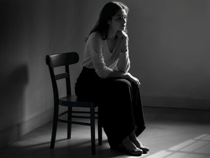 Dans la solitude, les pensées peuvent devenir interminables