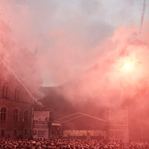 Tra gli eventi in programma alla festa ufficiale, un gioco pirotecnico diurno di tre minuti. 