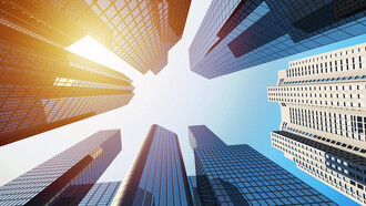 Uno de los puntos más cuestionados del liberalismo es la libre empresa como base de la economía