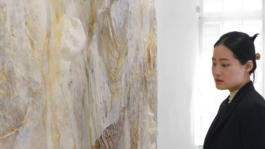 En 2024, Heemin Chung debutó con la influyente galería Thaddaeus Ropac en Londres con la exposición "Umbra", Inglaterra