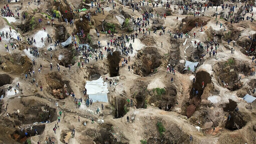 Mina de coltán cerca de Rubaya, en la República Democrática del Congo