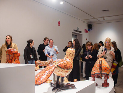 Celia Vázquez Yui, El consejo de las espíritus-madre de los animales, vista de exhibición. Cortesía del proyectoamil