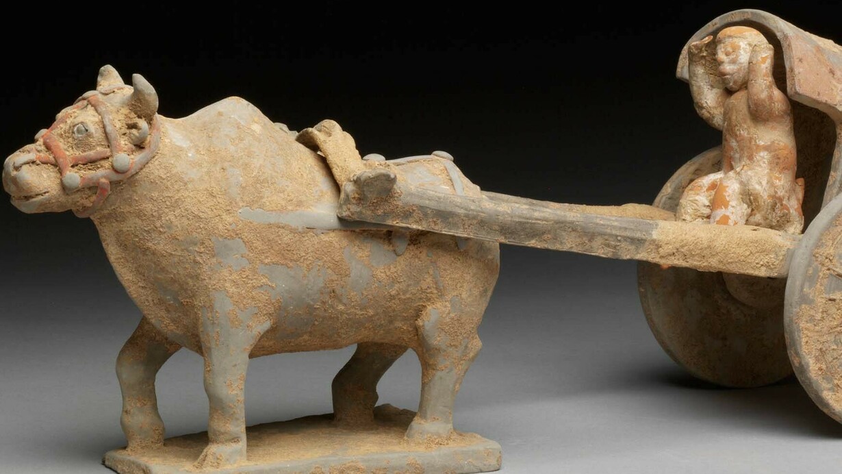 Earthernware model of an ox-drawn cart, 25 – 220, China. Museum no. A.22-1935. © Victoria and Albert Museum, London