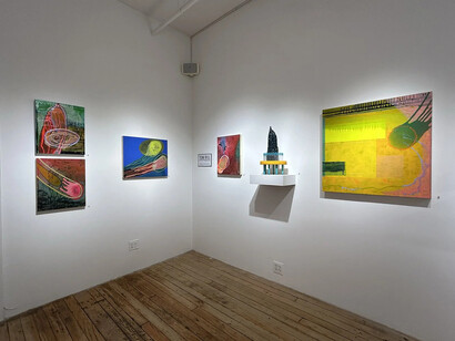 Tom Hill, Then and now: connecting the dots, exhibition view. Courtesy of Carter Burden Gallery