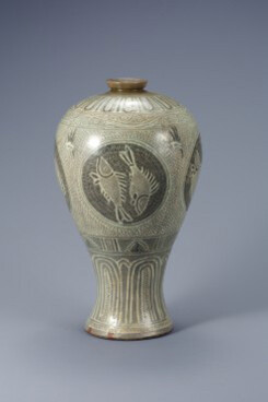 Buncheong ware gallery. Courtesy of National Museum of Korea
