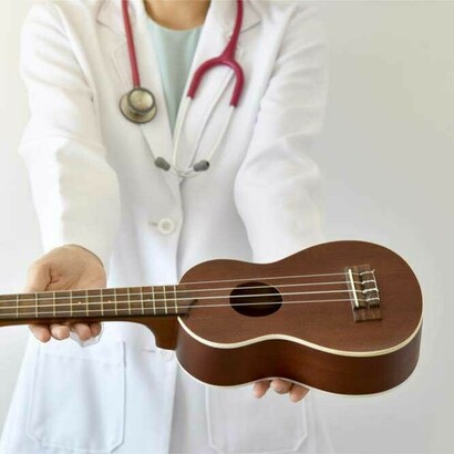 Praticare musicoterapia psicoanalitica significa preparare un operatore non a ragionare per schemi di disturbi ma a focalizzarsi sull’unicità del soggetto che avranno di fronte