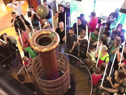 Bobina de Tesla en el Museo Nikola Tesla, Belgrado, Serbia
