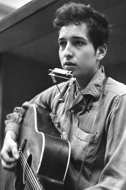 Un giovanissimo Bob Dylan