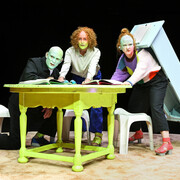 Und oder oder oder oder und und beziehungsweise und oder beziehungsweise oder und beziehungsweise einfach und. Mit freundlicher genehmigung des Residenztheater