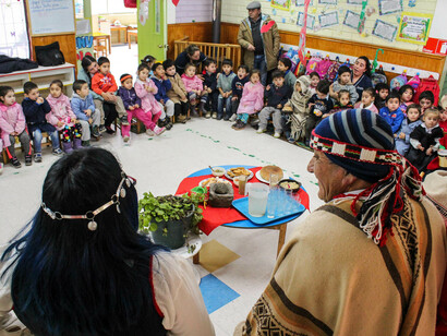 La agrupación musical Newén Purrún forma parte de los programas para difundir la cultura mapuche