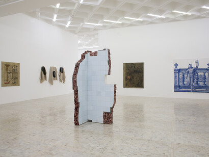 Otros cuerpos detrás. Courtesy of Museo Tamayo