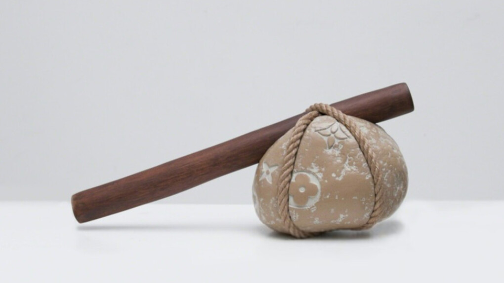 Rocks. Courtesy of Galerie Loft
