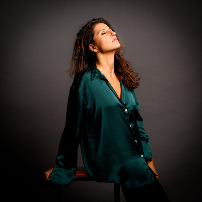Elena Paparusso e 'Anatomy of the Sun': il nuovo album mescola tradizione jazz e influenze contemporanee