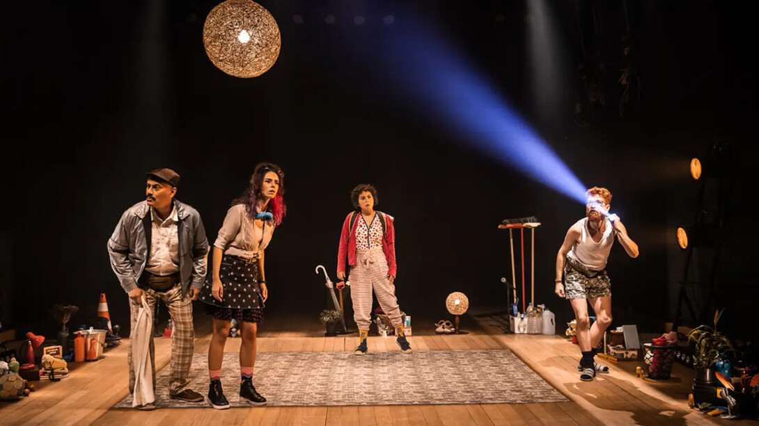 Louise, os ursos. Avec l'aimable autorisation du Théâtre de La Criée