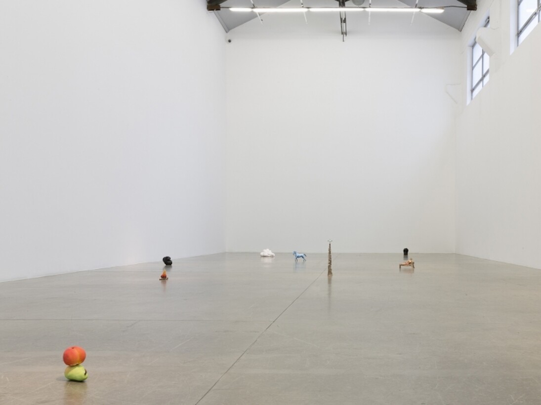 Urs Fischer, Exhibition view. Courtesy of Massimo De Carlo