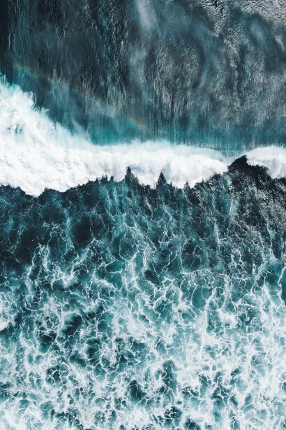 La scrittura di Carolina, è un respiro umano, un respiro del mare