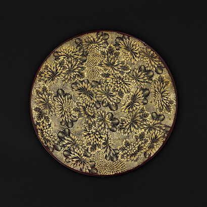 Tachi Ichiro, Charger plate, chrysanthemum, 2024. Courtesy of Onishi Gallery