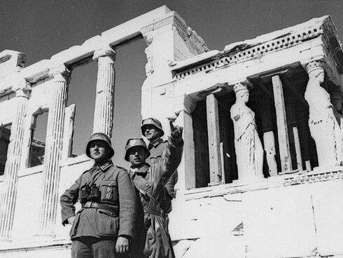 German soldiers on the Acropolis. Athens, May 1941