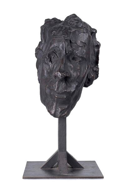 Pablo Serrano, Doctor Alberto Portera, 1972. Cortesía del Museo de Arte Abstracto Español