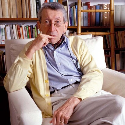 Sergio Romano in un articolo del 1995 uscito sul quotidiano La Stampa affronta il tema della Favola di Mandeville 