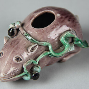 Water Coupe in the Shape of a Mouse
18th century
China