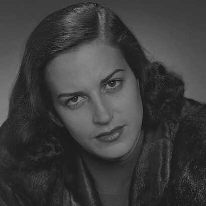 Lygia Fagundes Telles é ganhadora de prêmios como o Camões e o Jabuti, suas obras exploram temas como relacionamentos, política e a condição humana