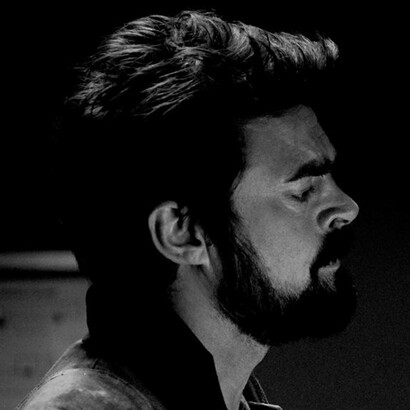 Karl Urban es Billy Butcher