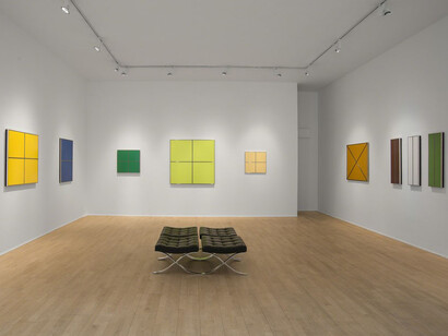 Tadaaki Kuwayama, Exhibition view. Courtesy of The Mayor Gallery