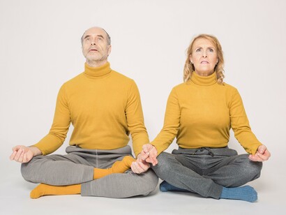 Yoga della risata. Questo metodo si è dimostrato molto efficace come rimedio per disturbi fisici e/o psicologici di varia natura