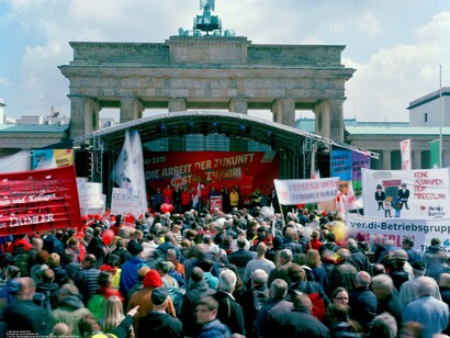 OLIVIER MENANTEAU
1er mai à Berlin le jour de la fête du travail 2015
courtesy galerie anne barrault