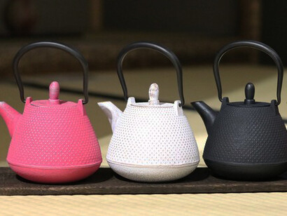 Nambu ironware tea kettles, Roji Associates