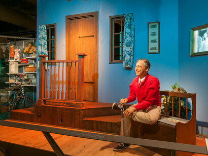 Fred Rogers and Senator John Heinz History
