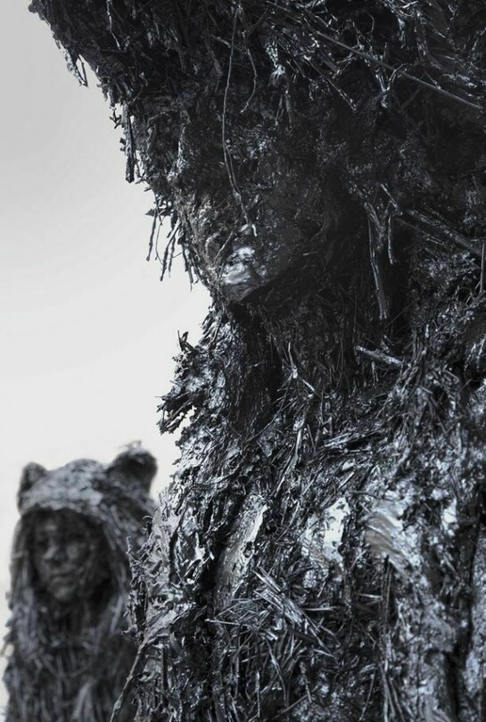 Nicola Hicks, Dressed for the Woods II, 2013, [detail], plaster (to be cast in bronze), edition 3, 79 x 71 x 71 inches, © Nicola Hicks, courtesy of Flowers Gallery