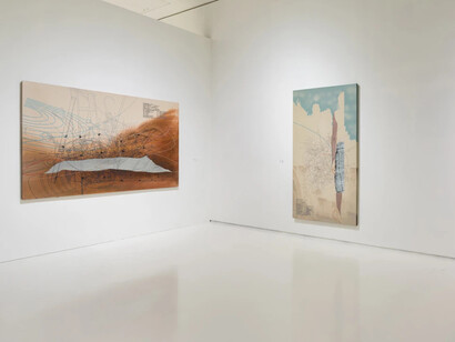 Prasanta Sahu, The geometry of ordinary lives, exhibition view. Courtesy of Emami Art