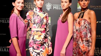 Modelos en la presentación de Lal La Buya