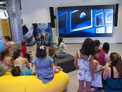 Visita a la exposición "Atrapa la bandera"